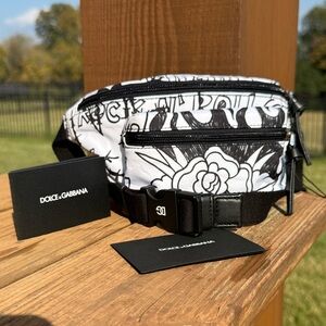 NWOT! Dolce & Gabbana Graffiti Rock n Roll black and white Belt Bag